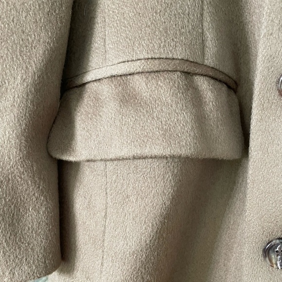 Pier Cardin men’s Double Breasted 100% wool , long over coat . Color Camel - Picture 4 of 11